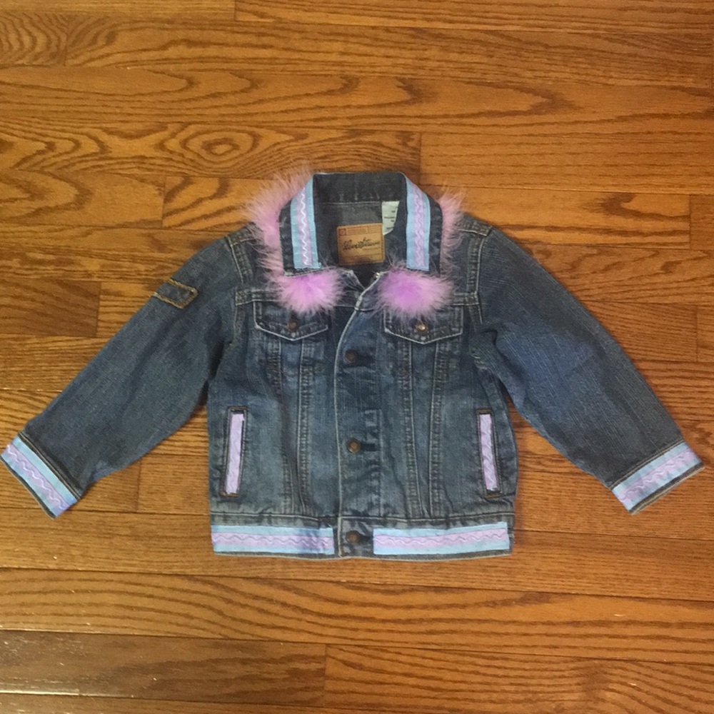 Levi’s Jean jacket w/purple & blue trim size 24M